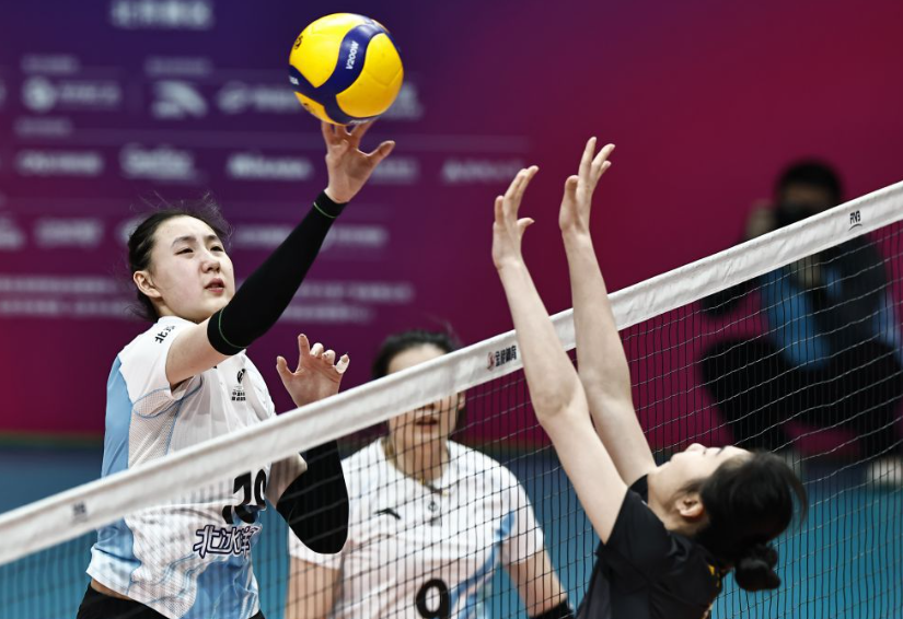 与朋友一起分享ag九游会在线娱乐的欢乐